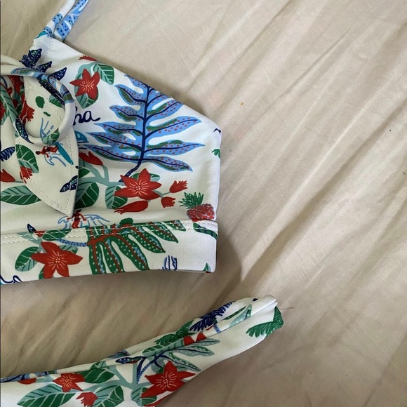 Benoa swim aloha set